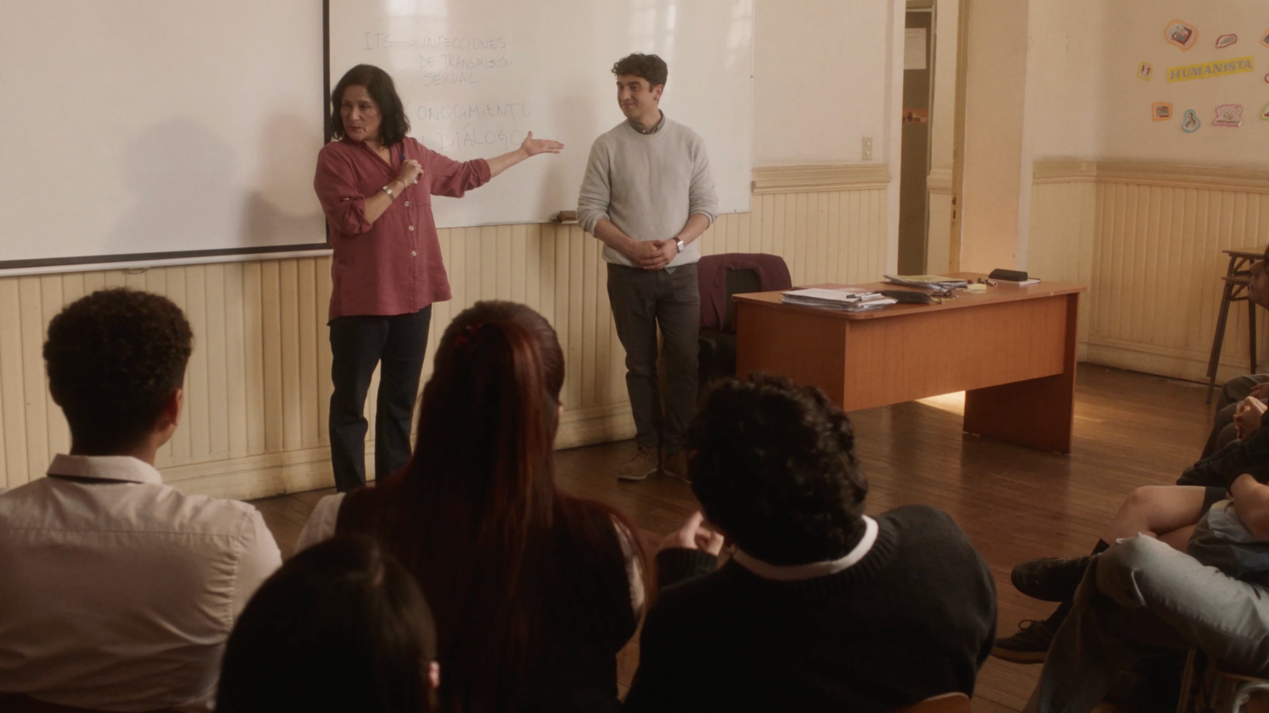 Espacios que cuidan: Exhibición de la serie ‘Sobre la Mesa’, Campaña Nacional VIH e ITS